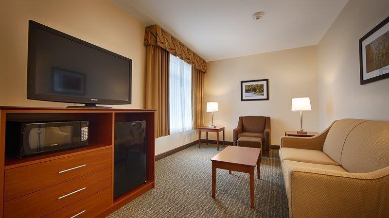 Anthracite Hotel 3*